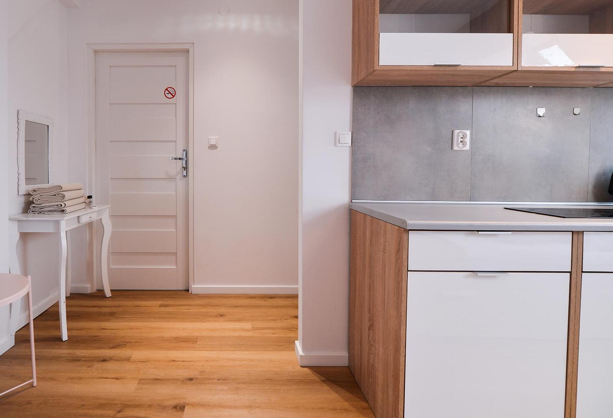 Citystay Brzezno Studio 3 Min Do Plazy غدانسك الغرفة الصورة